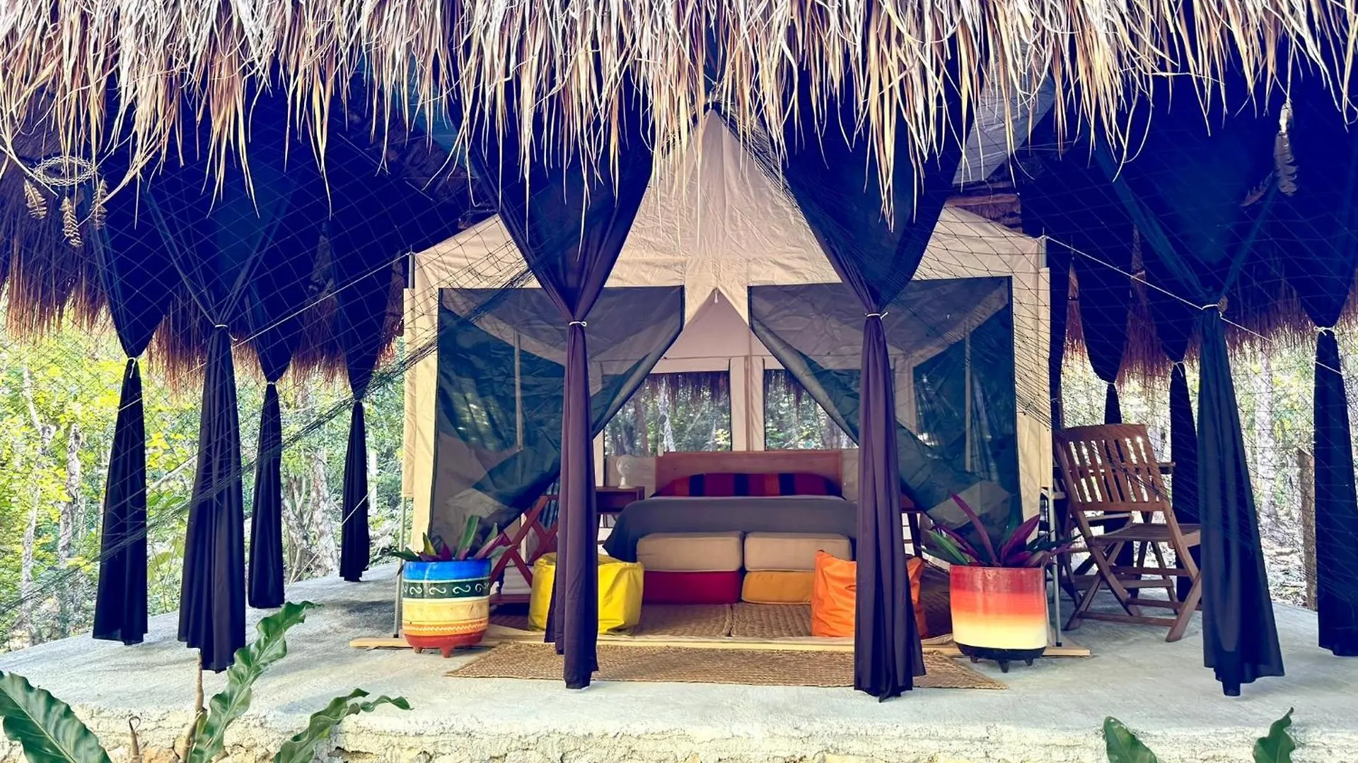캠프장 Glamping Bunga Lotus 호텔 툴룸