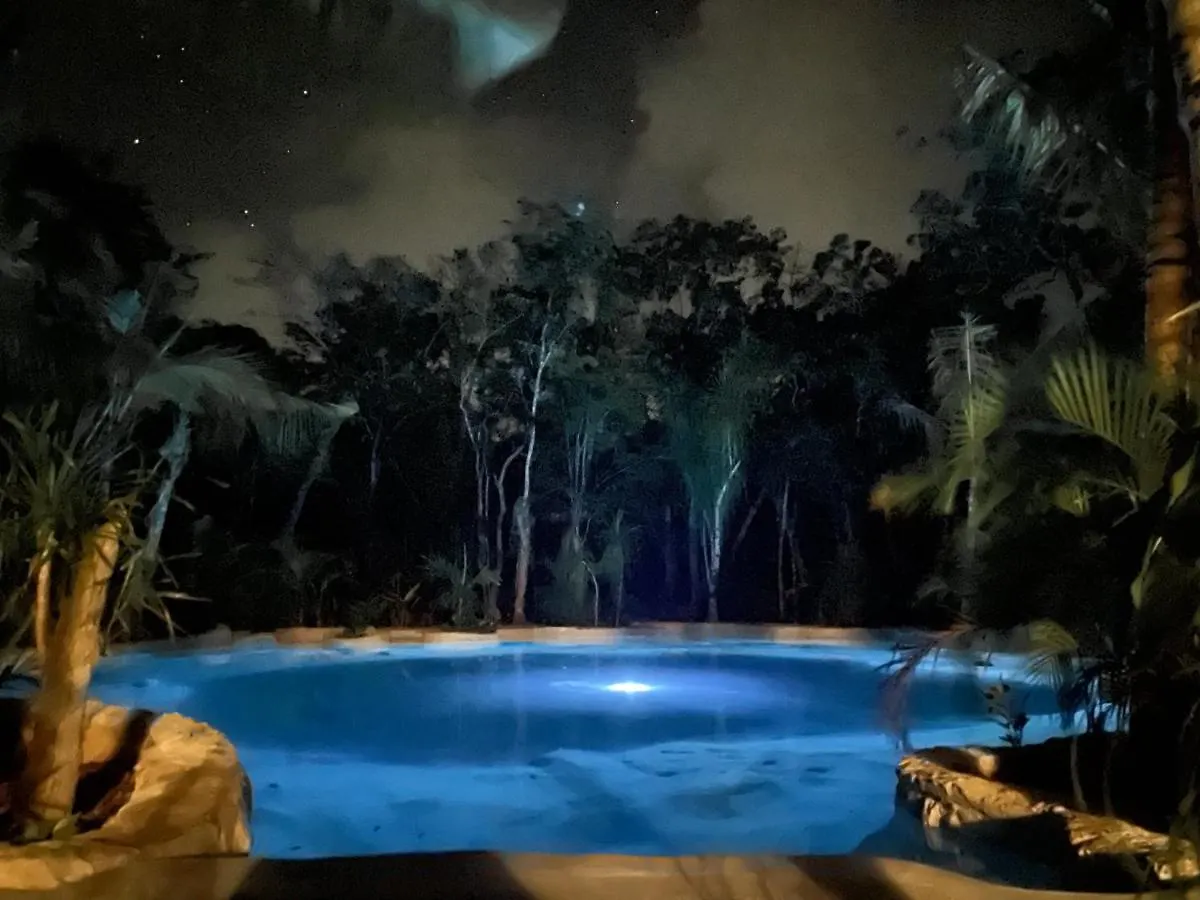 Hotel Glamping Bunga Lotus à Tulum Camping